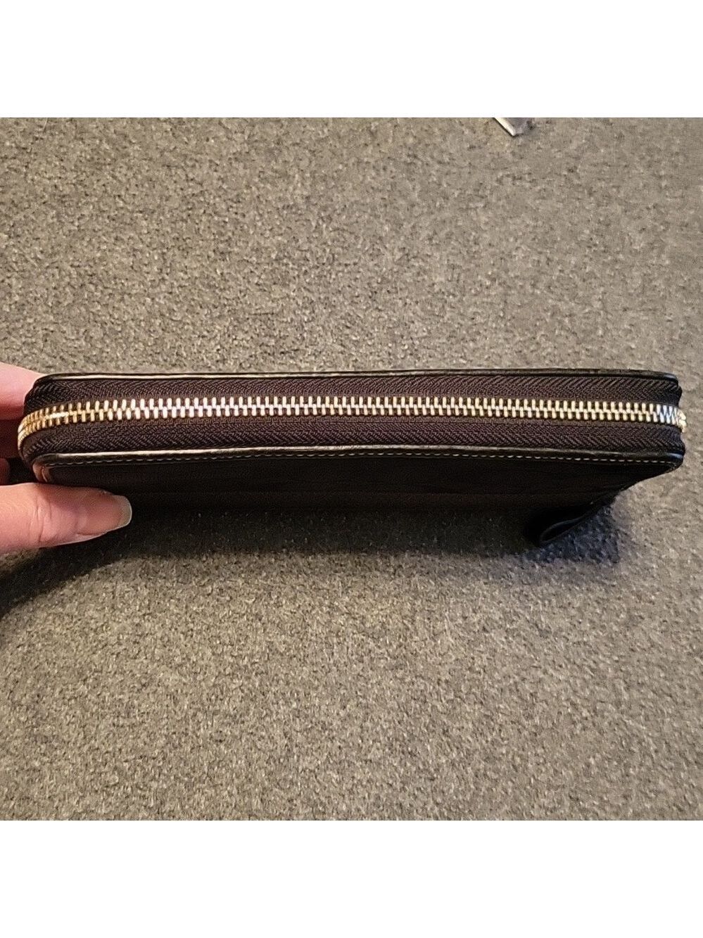 EUC Coach Legacy full zip wallet with glitter stripe - Picture 5 of 10